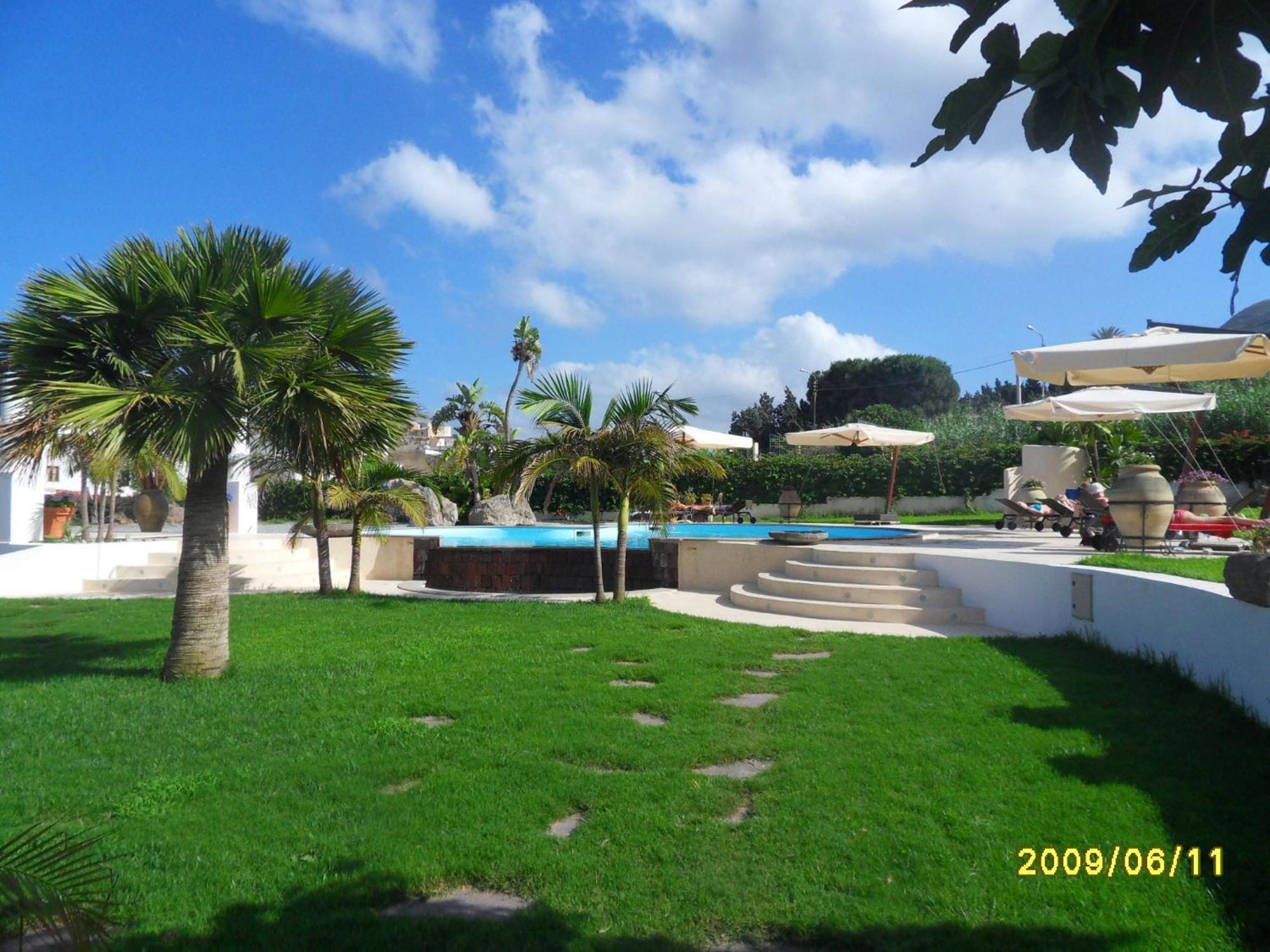 Residence Hotel La Giara Lipari  Bagian luar foto