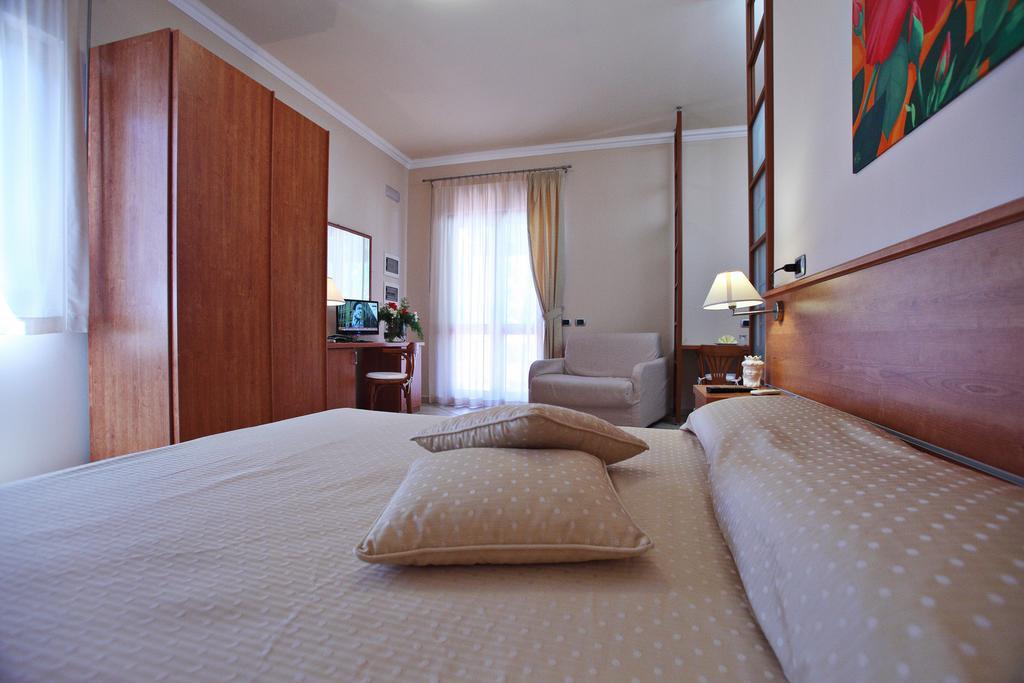 Residence Hotel La Giara Lipari  Bagian luar foto