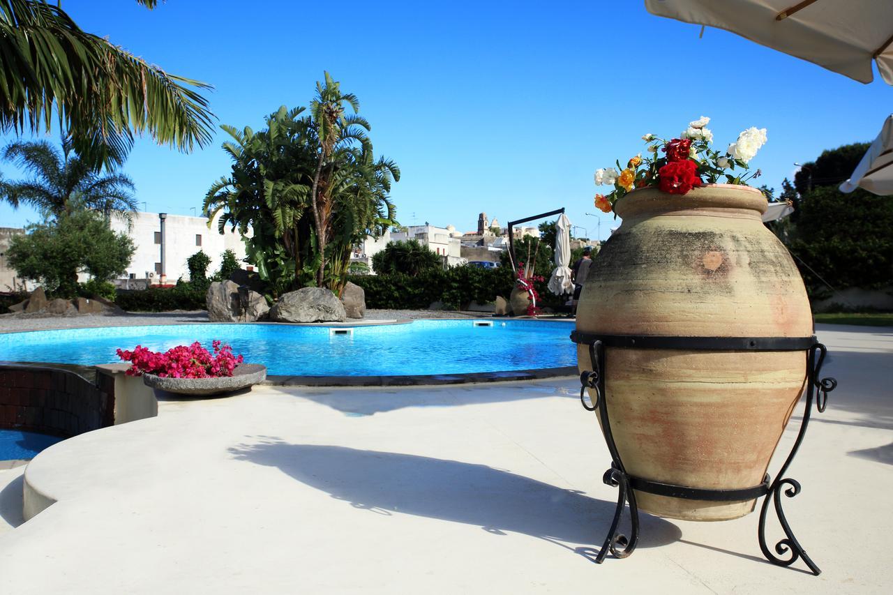 Residence Hotel La Giara Lipari  Bagian luar foto