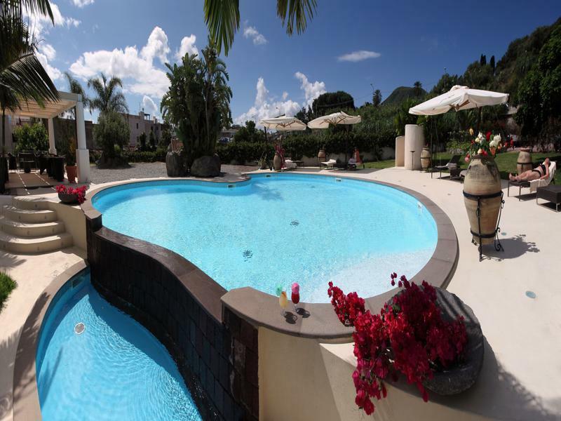 Residence Hotel La Giara Lipari  Bagian luar foto